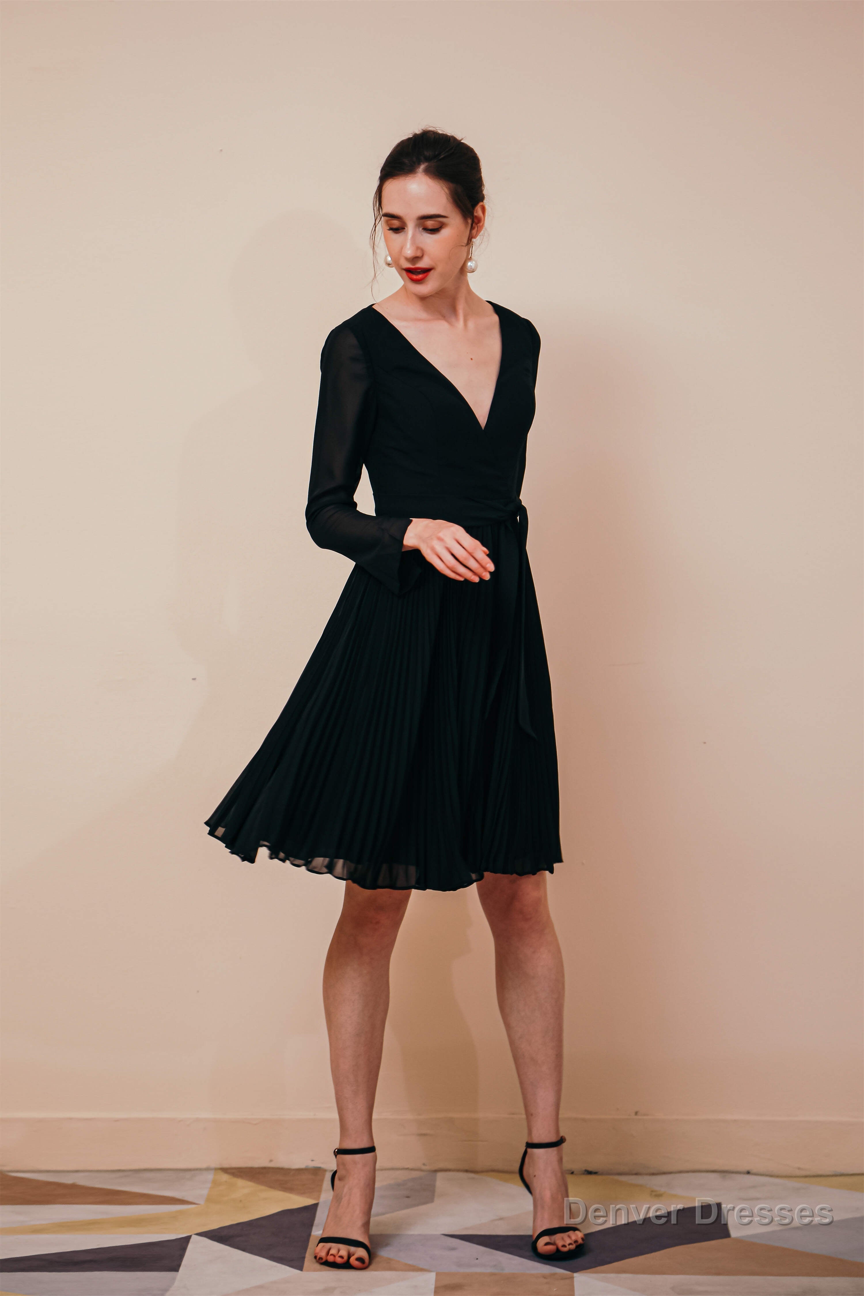 Long Sleeves Ruffles with Belt Knee Length Chiffon Prom Dresses Secondary image