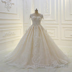 Luxurious Ball Gown Long Sleevess Lace Applqiues Beadings Wedding Dress
