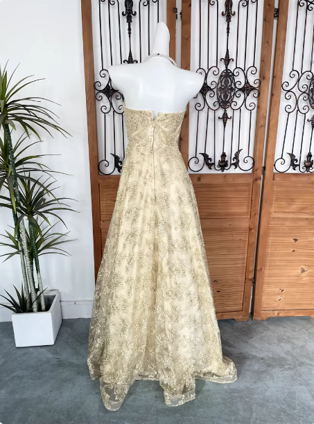 Luxurious Champagne Gold A-Line Strapless Embroidered Lace Tulle Long Prom Dress Evening Dress