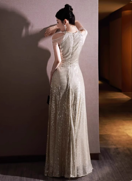Luxurious Champagne Gold Halter Cold Shoulder Sequined Long Prom Dress Evening Dress