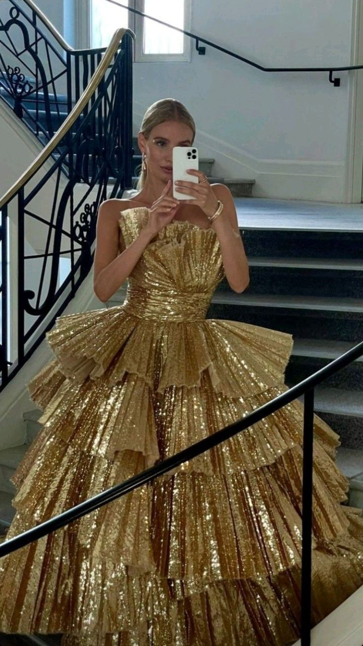 Luxurious Gold Strapless Pleated Irregular Neck Layered Prom Dress Ball Gown Quinceanera Party Dress Main image