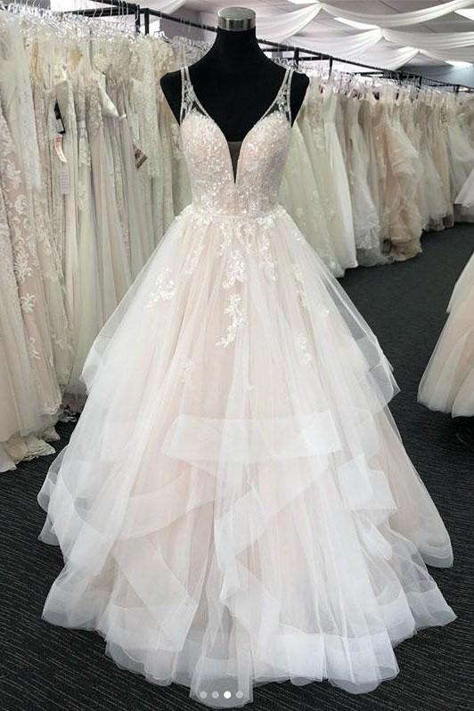 Luxurious Lace Princess Wedding Dress With Ruffles Main image