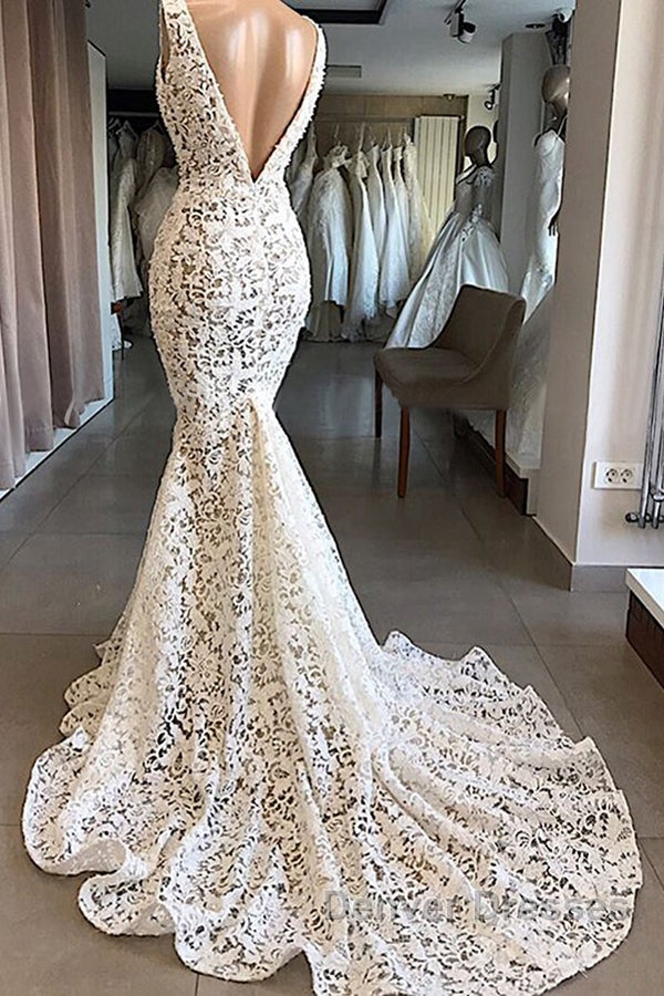 Luxurious Plunging V neck Mermaid Lace Wedding Dress Romantic Bridal Gowns for Garden Wedding