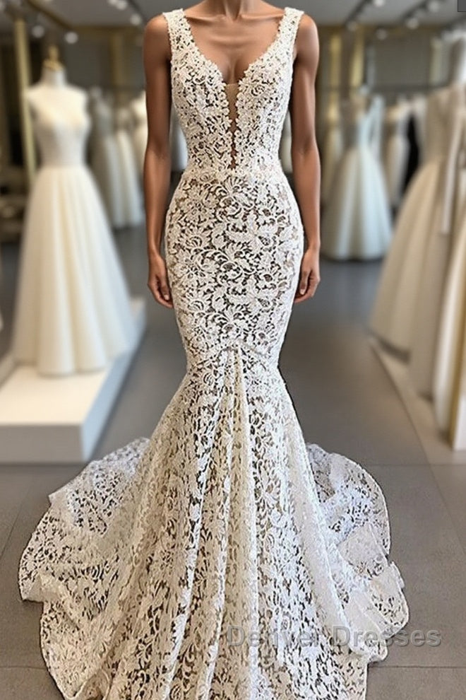 Luxurious Plunging V neck Mermaid Lace Wedding Dress Romantic Bridal Gowns for Garden Wedding Main image