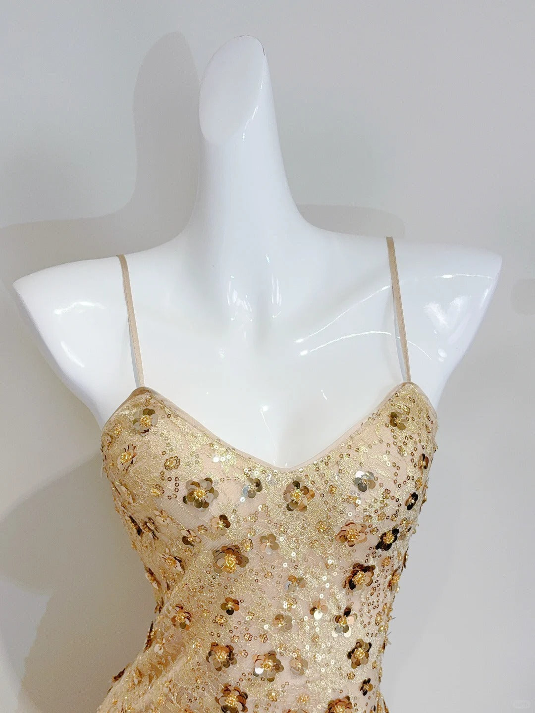 Luxury Gold Mermaid Strapless V-Neck Sequined Long Prom Dress Evening Dress