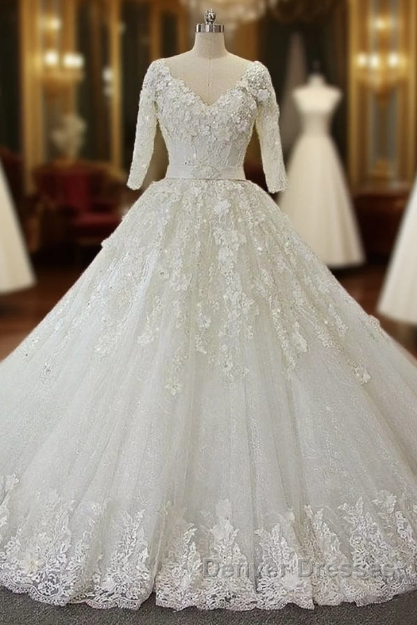 Luxury Long Ball Gown V Neck Lace Wedding Dress with Sleeves Main image