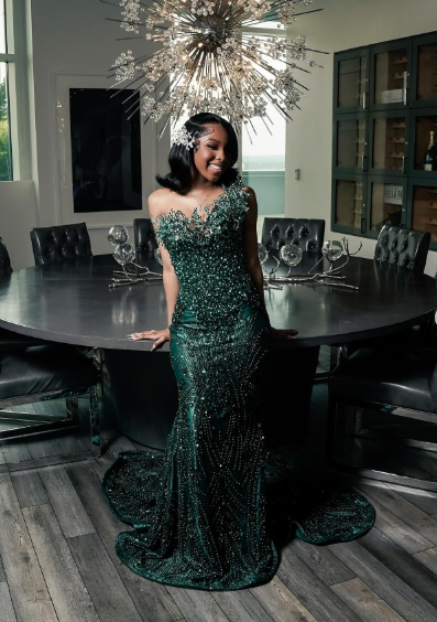 Luxury One Shoulder Satin Beaded Evening Dress Emerald Green Mermaid Prom Dress Main image