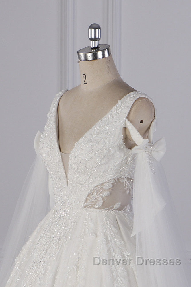 Luxury V-Neck Beadings Wedding Dress Tulle Sleeveless Sequined Bridal Gowns