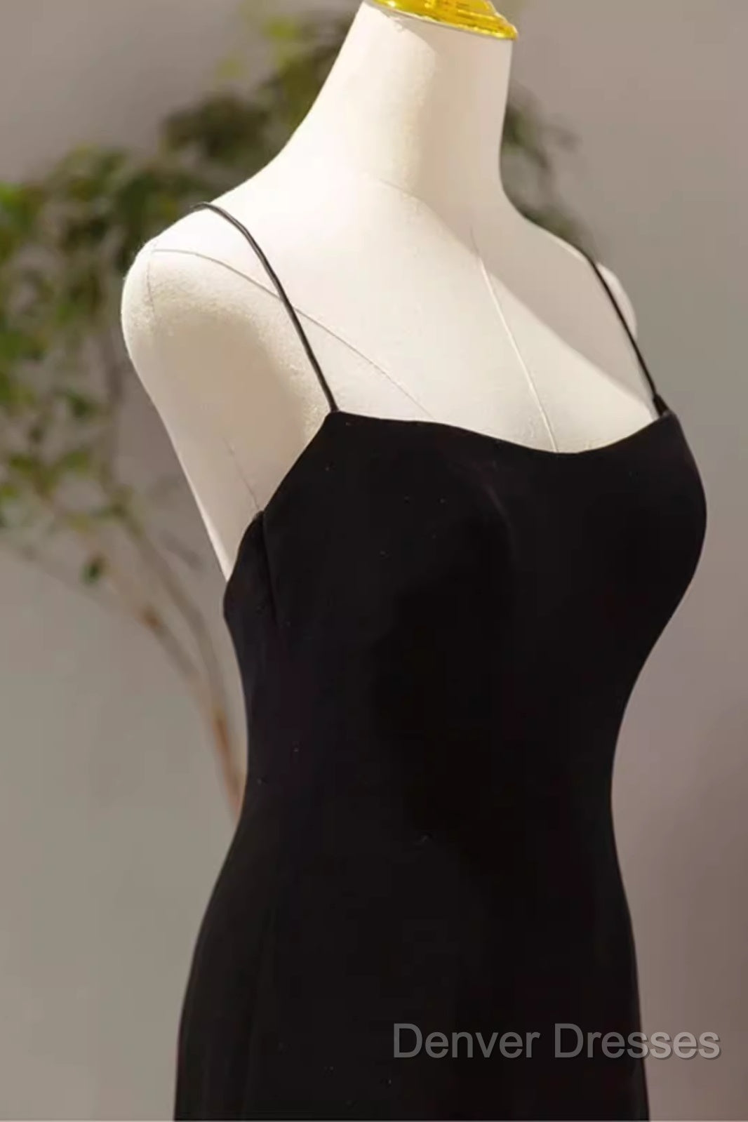Mermaid Straps Black Velvet Long Prom Dress