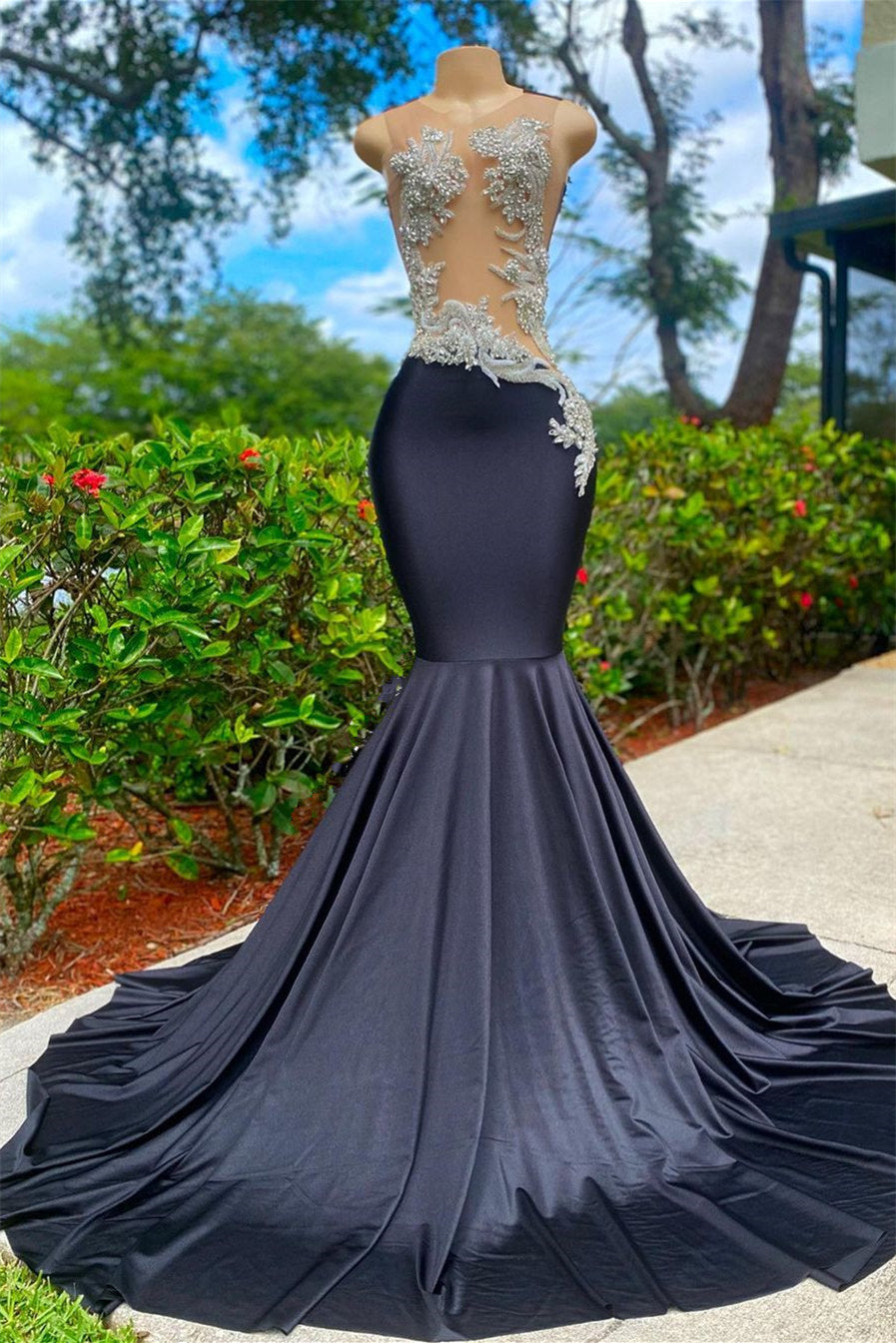Mermaid V-Neck Appliques Lace Sequined Open Back One Shoulder Floor-Length Sleeveless Prom Dress Main image