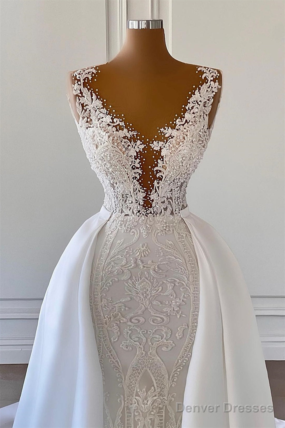 Mermaid V-neck Spaghetti strap Lace Floor-length Sleeveless Applique Beaded With Side Train Wedding Dress Secondary image