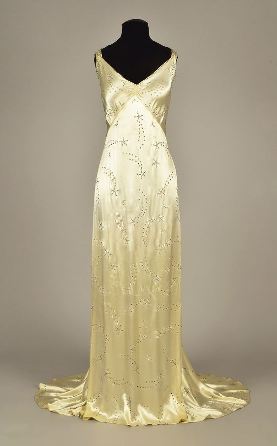 Modest A Line V Neckline Yellow Satin Beads Long Party Dress Prom Dress Main image