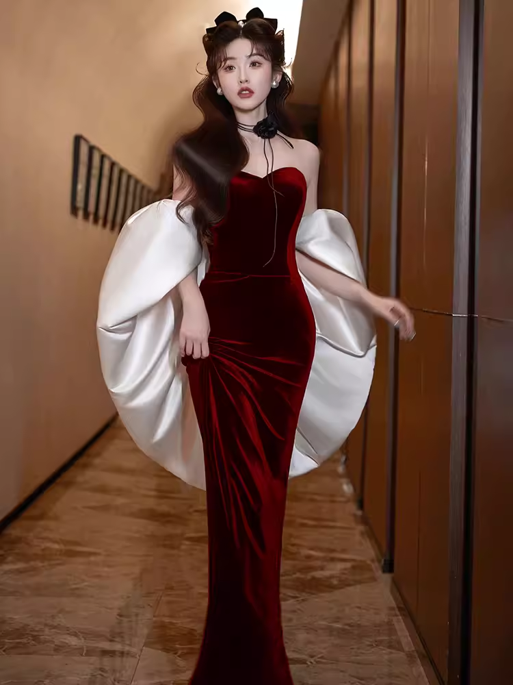 Modest Mermaid Strapless Burgundy Long Prom Dress Main image