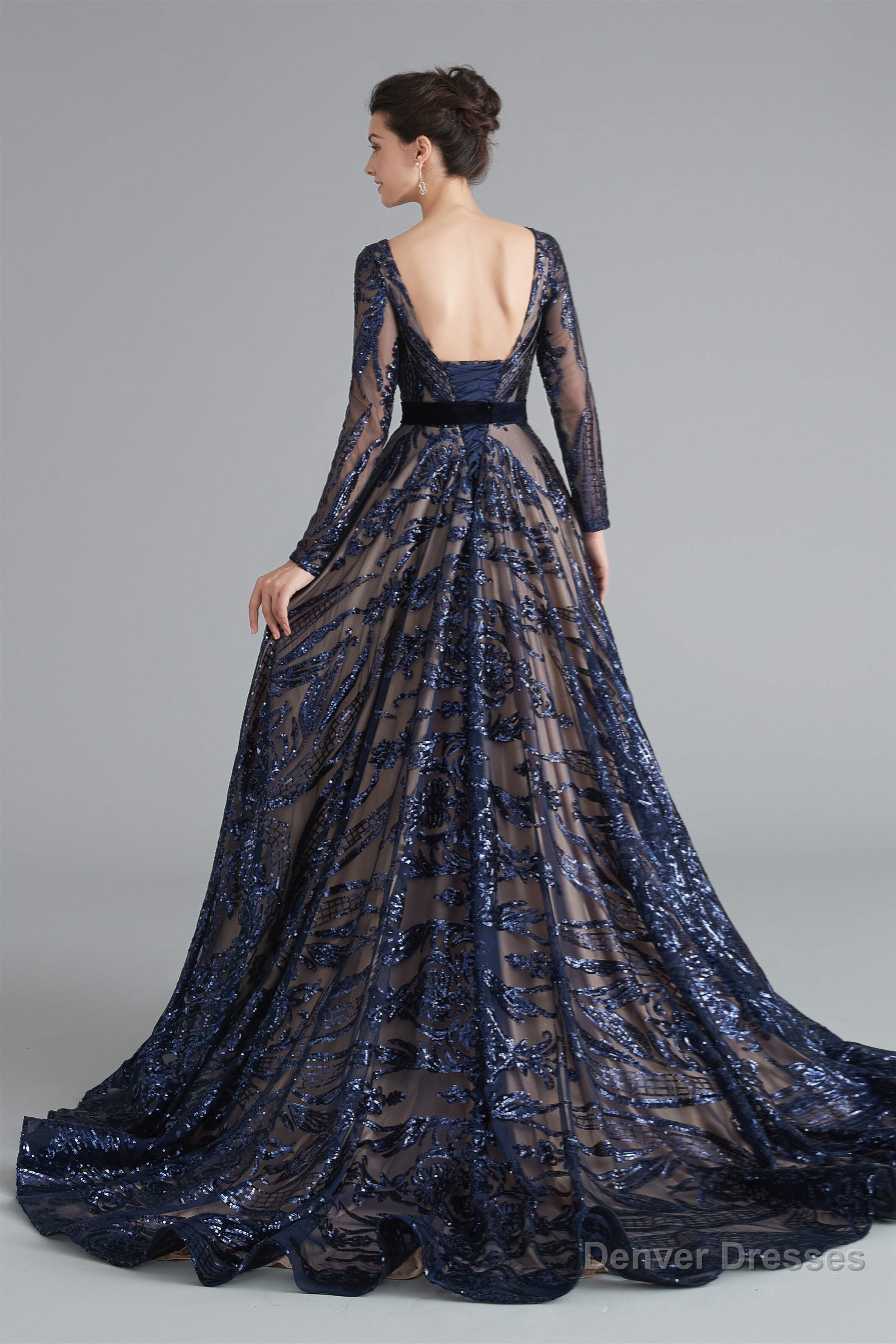 A-Line Luxury Sequins Long Sleeve Backless Prom Dresses