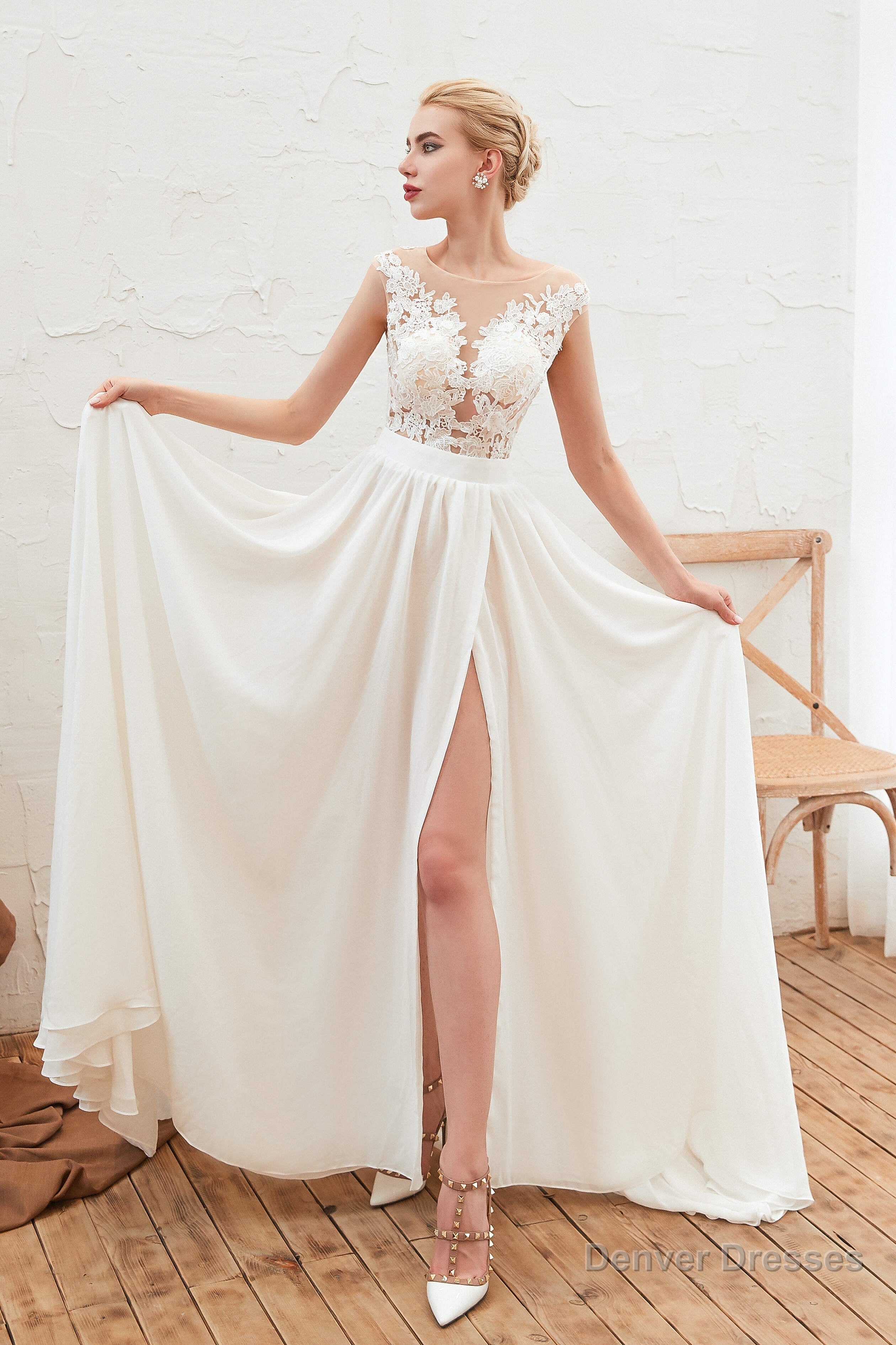 Neck Lace Top White Wedding Dresses with Slit