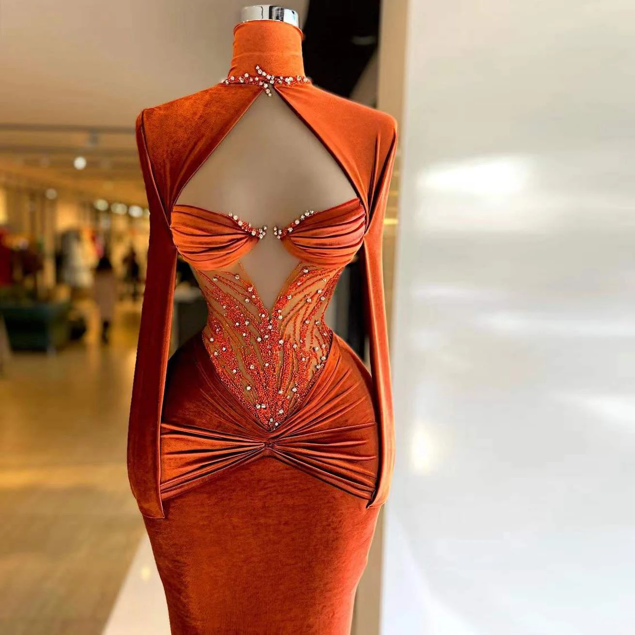 New Elegant Formal Prom Dress Beading Sequined Hight Neck Long Sleeve Pleat Tight Evening Dress For Ladies Robes De Soir¨¦E