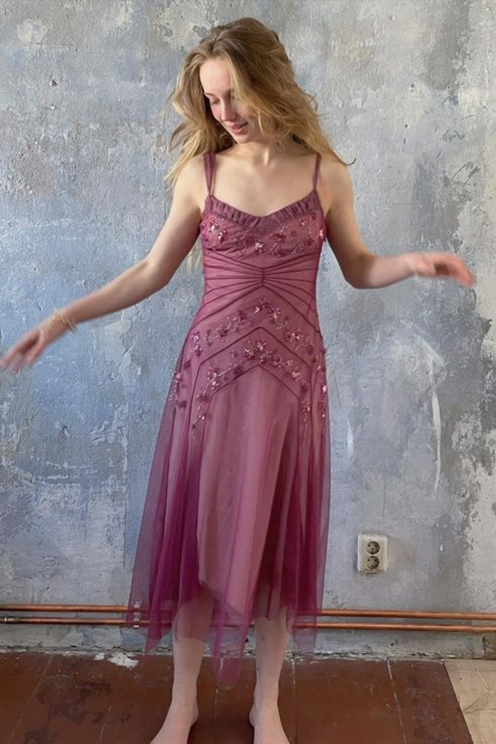 NiceVestidos--Pink Beaded Mid-Length Homecoming Dress Prom Dress