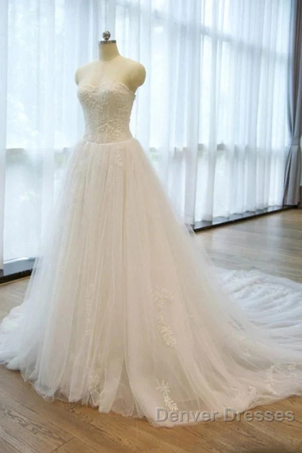 Noble Strapless Lace Decal Sheer Off Shoulder And Floor Length Floor Mopping Wedding Dress