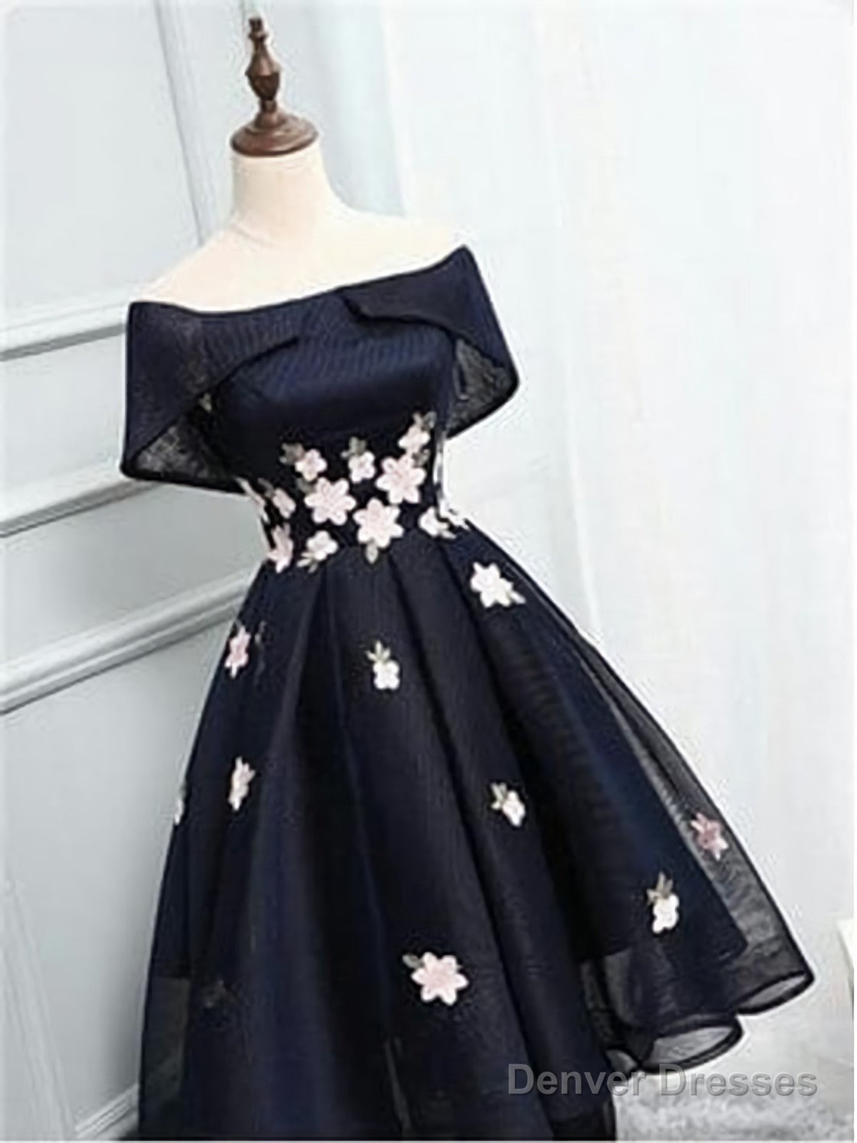 Off The Shoulder Black Organza Homecoming Dresses, With Handmade Flower Short Homecoming Dresses