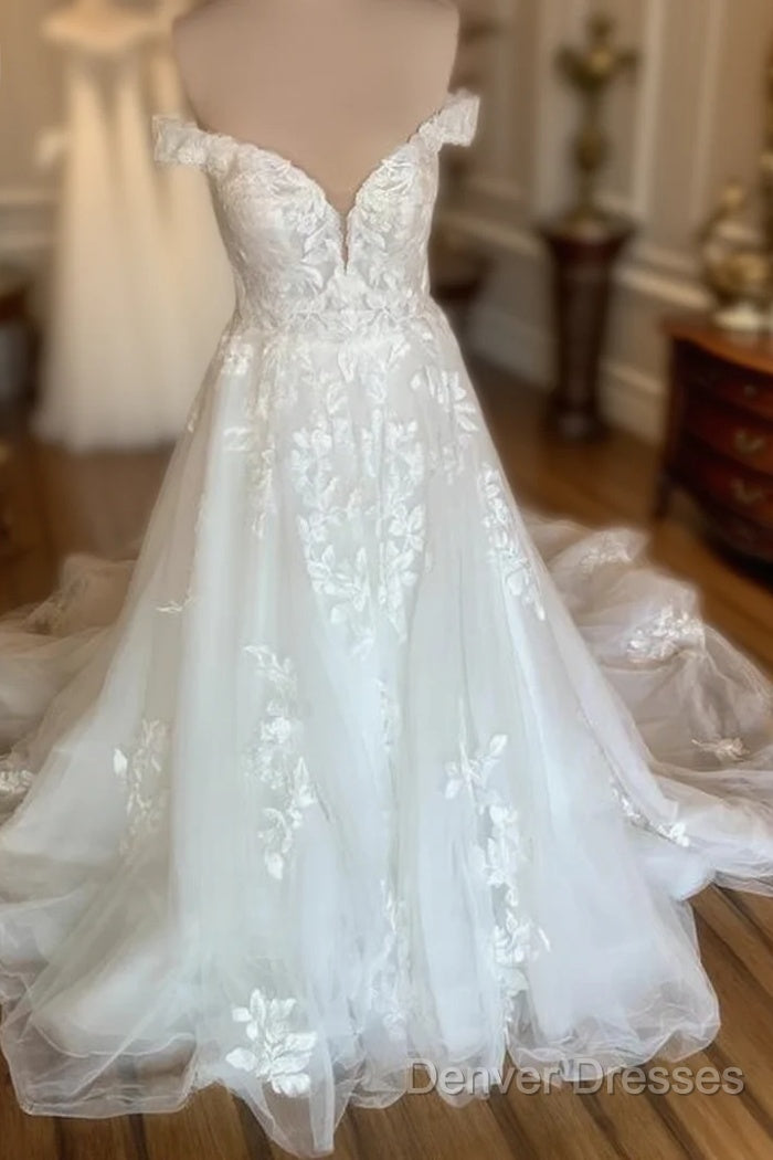 Off The Shoulder Tulle/Lace Wedding Dress