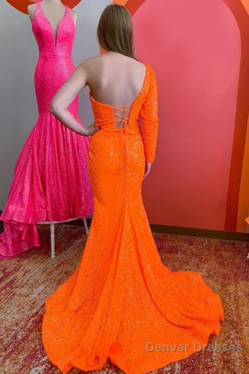 One Shouder Long Sleeves Sequins Mermaid Prom Dress with Slit Secondary image