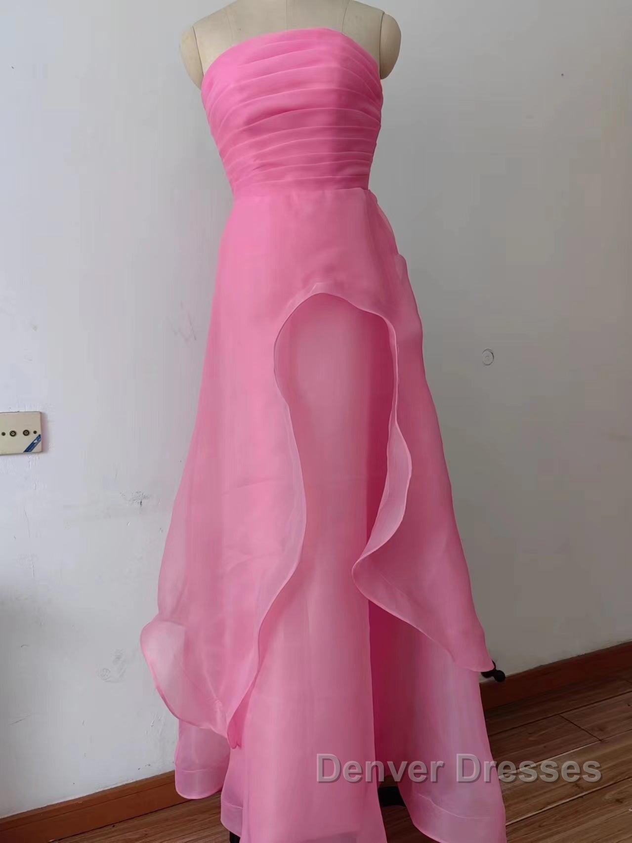 Pink Prom Dress Tulle Evening Gown Strapless Ruffles A-line Simple Prom Dress For Teens Secondary image