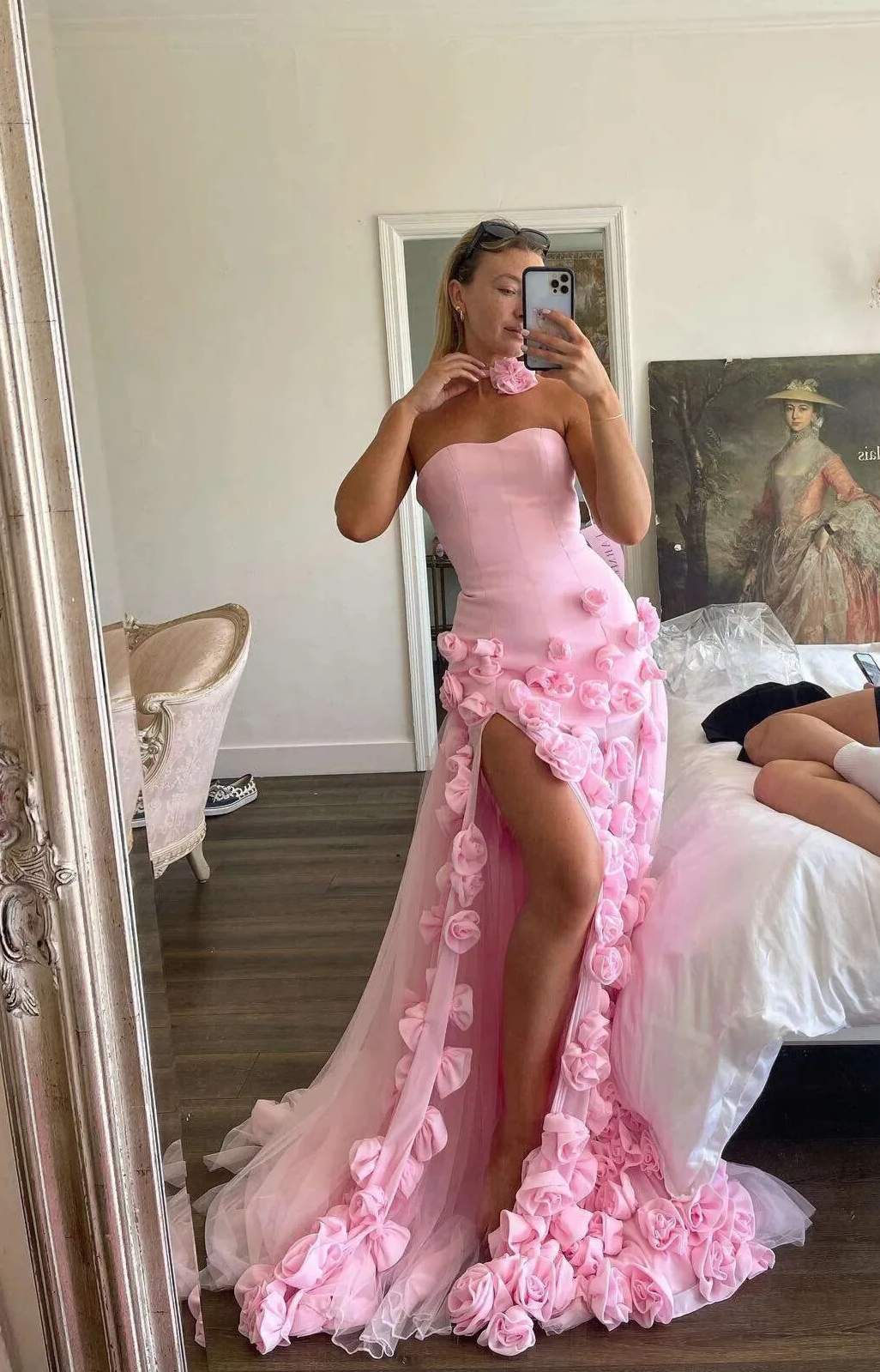 Elegant Pink Strapless 3D Flowers Tulle Mermaid Long Prom Dress With Slit