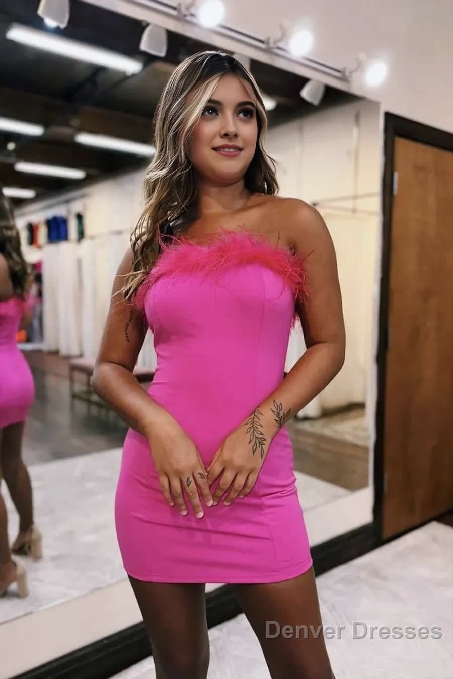 Pink Strapless Feather Bodycon Short Party Dress Main image
