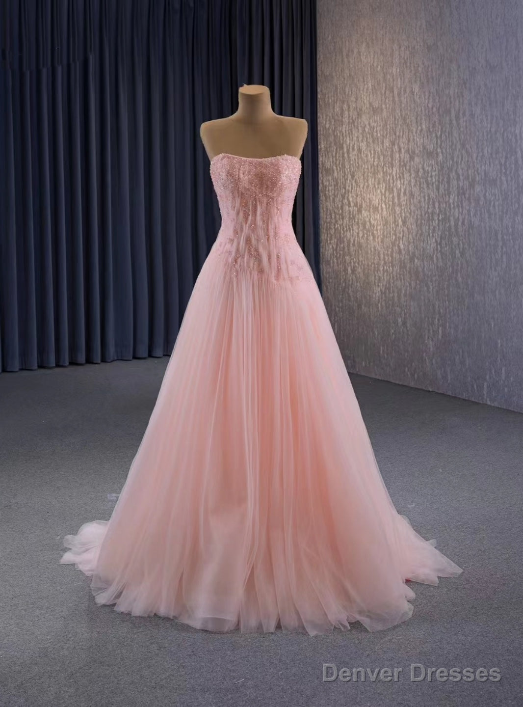 Pink Tulle Strapless Beading Prom Dress Main image
