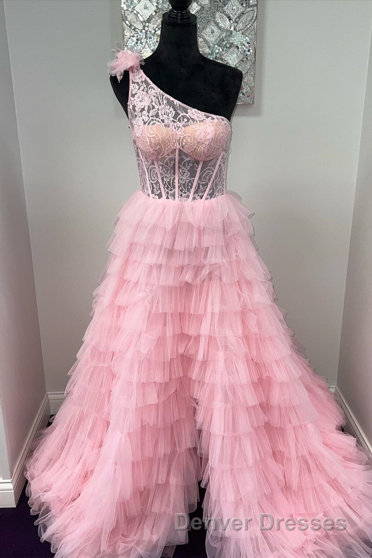 One Shoulder Lace and Tulle Tiered Ruffle Prom Dress Secondary image