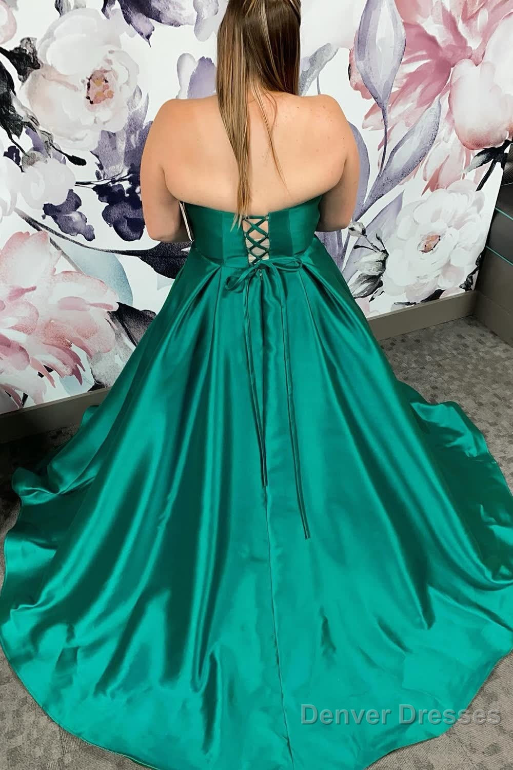 Plus Size Satin Green Long Prom Dress with Pockets Secondary image