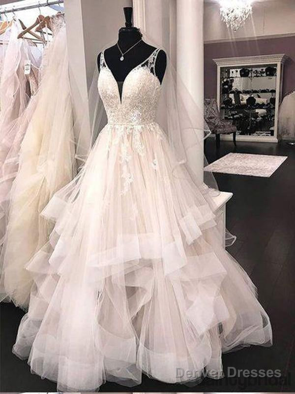 Popular V-Neck Spaghetti Straps Lace Tulle Ball Gown Wedding Dress.Db10016 Main image