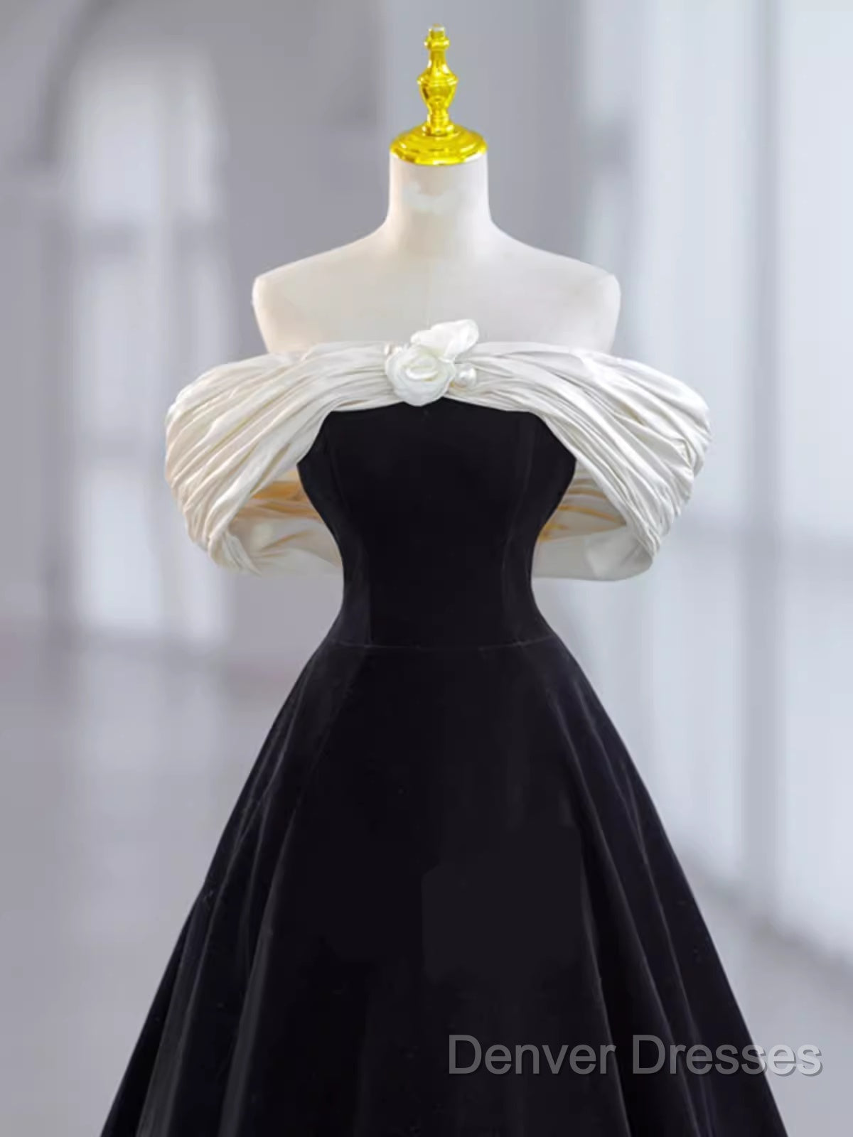 Pretty Ball Gown Off The Shoulder Black Velvet Evening Party Dress Prom Dress With Flower