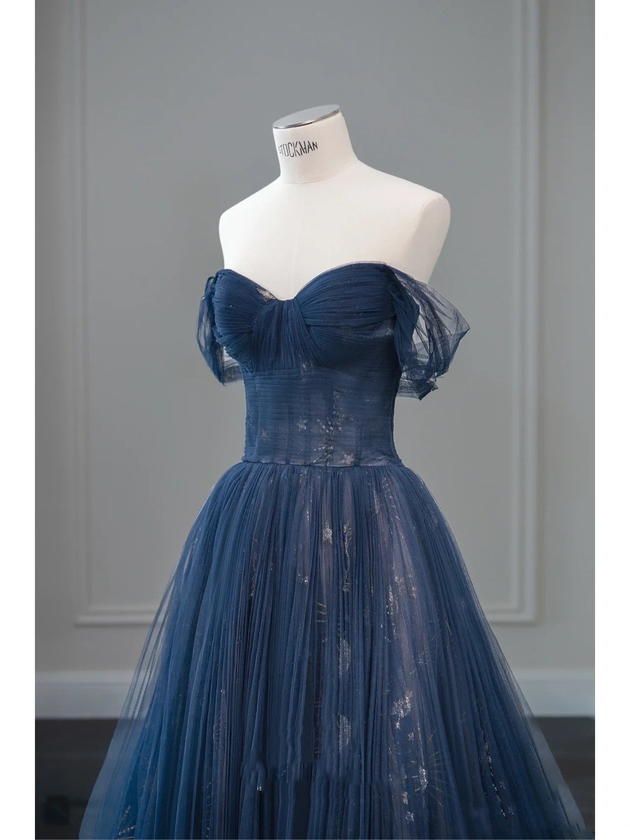 Pretty Ball Gown Off The Shoulder Navy Blue Tulle Long Prom Dress Party Dress