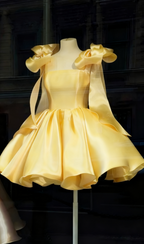 Pretty Ball Gown Spaghetti Straps Pink Satin Short Mini Formal 8Th Grade Homecoming Dress Summer Middle School Hoco Dress Birthday Outfits