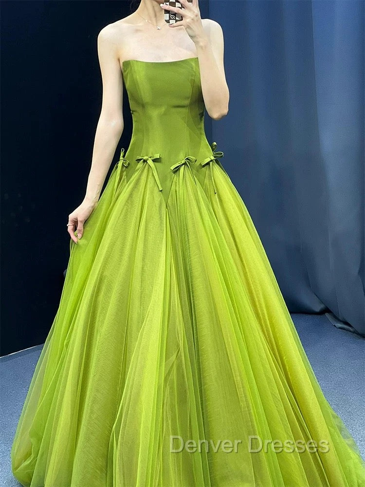 Pretty Ball Gown Strapless Bud Green Tulle Prom Dress Evening Dress