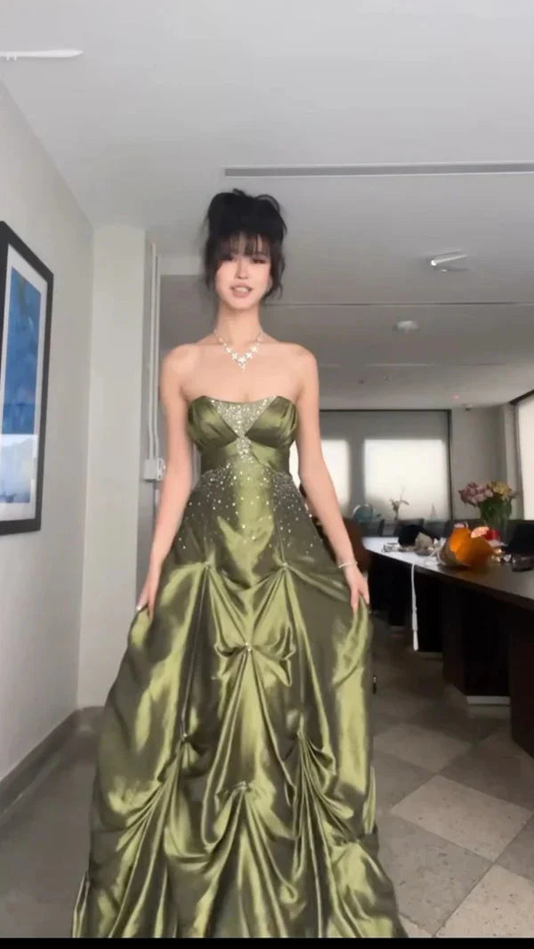 Pretty Forest Green A-Line Long Prom Dress With Silver Beads Sweet Strapless Satin Evening Dress