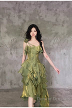 Pretty Irregular Ruffled Spaghetti Straps Green Prom Dress With Detachable Rose Long Birthday Dress For Women