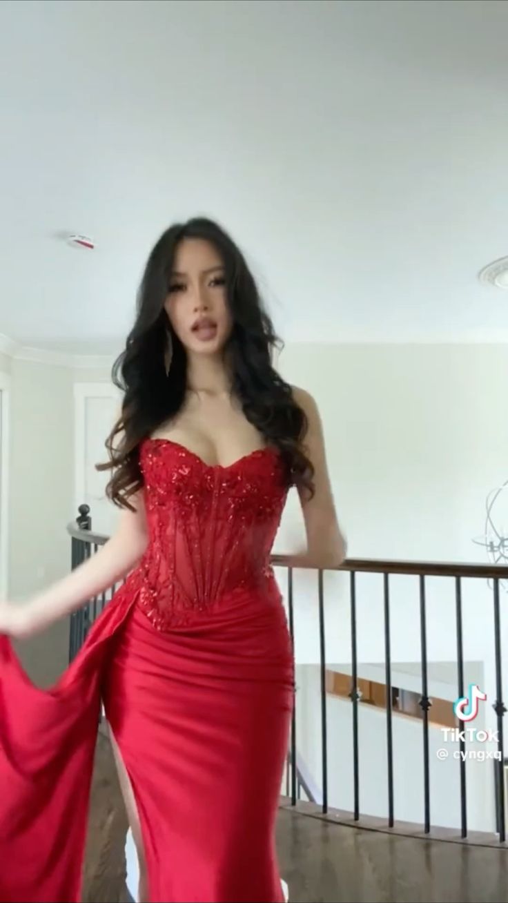 Pretty Mermaid Spaghetti Straps Slit Red Satin Prom Dress Long Party Dress Main image