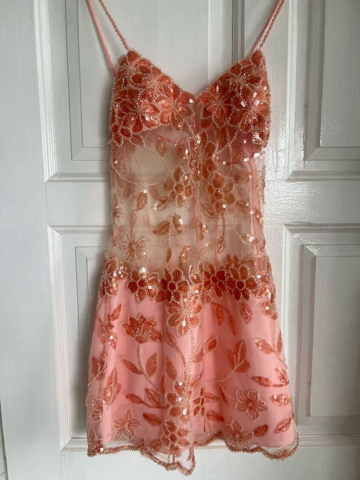 Pretty Spaghetti Straps Pink Sequin Grade Homecoming Dress Short Birthday Outfits Cocktail Dress