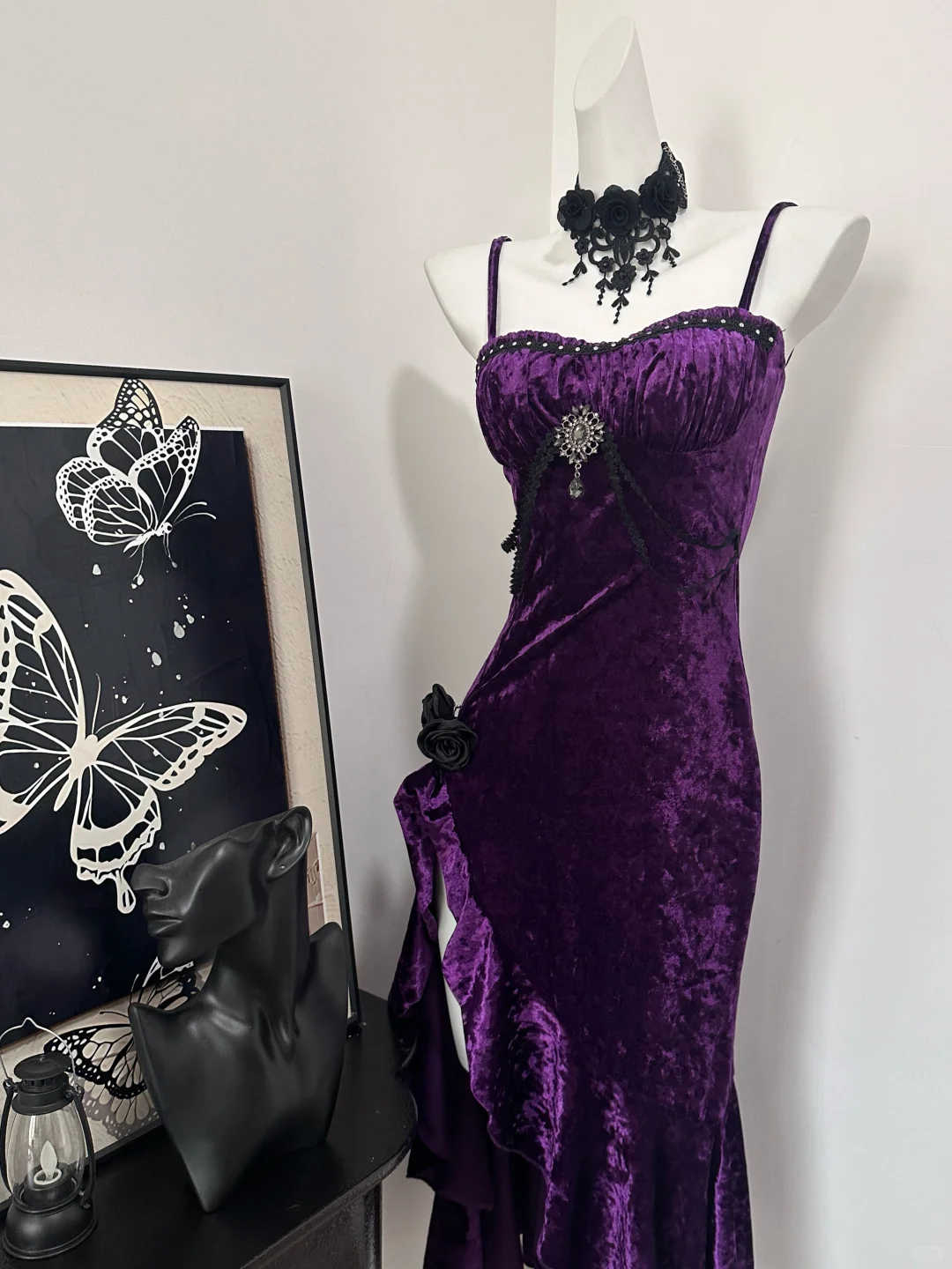 Pretty Spaghetti Straps Purple Velvet Ruffle Party Dress Birthday Evening Dress Secondary image