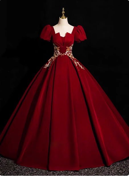 Princess Light Champagne Short-Sleeve Floral Embroidered Ball Gown Evening Dress