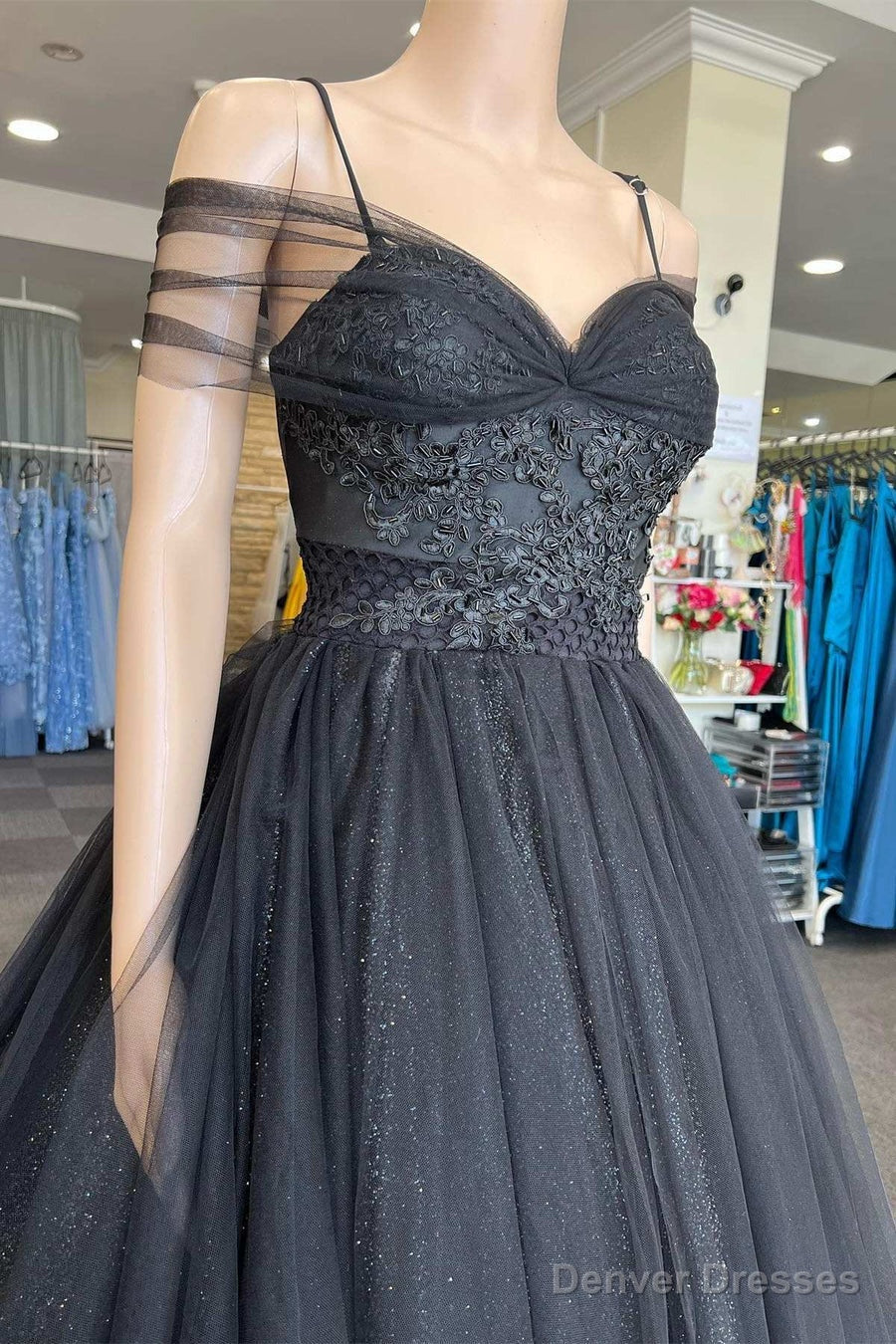 Princess V Neck Black Tulle Cold-Shoulder Long Prom Gown Formal Dresses Secondary image