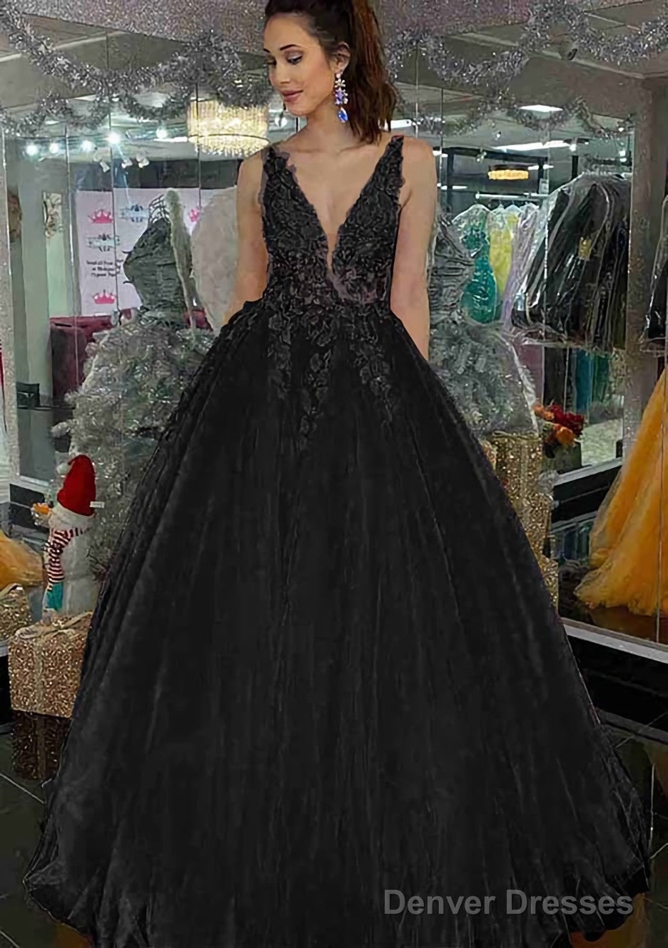 Princess V Neck Long/Floor-Length Tulle Prom Dresses With Appliqued