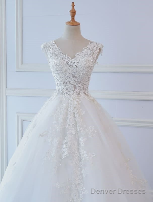 Princess Wedding Dresses Ball Gowns Lace V Neck Sleeveless Floor Length Bridal Gowns
