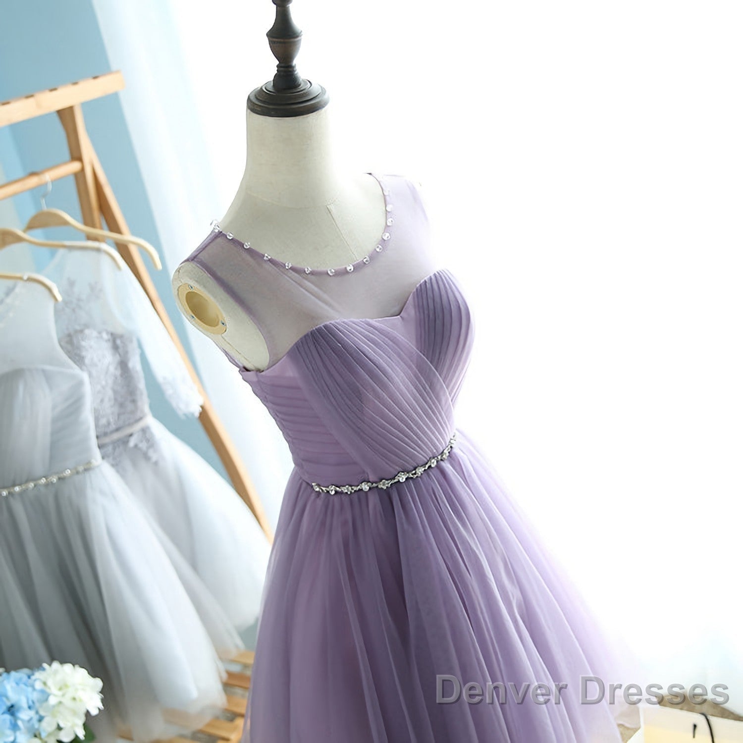 Elegant A Line Round Neck Purple Tulle Short Prom Dresses Secondary image