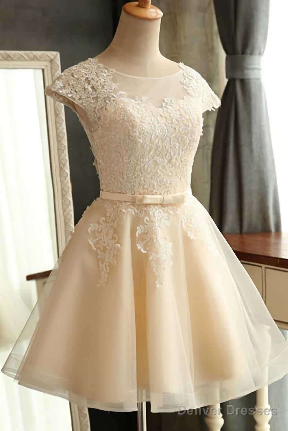 Champagne Cheap Lace Short s Cap Sleeve Prom Dresses Secondary image