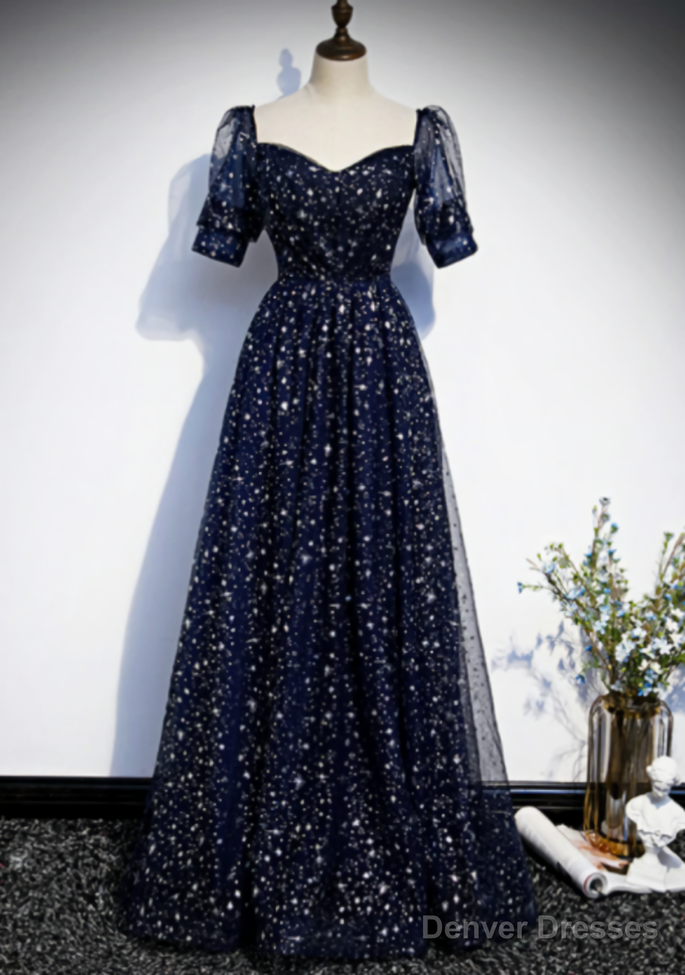 Tulle Square Short Sleeve Prom Dresses