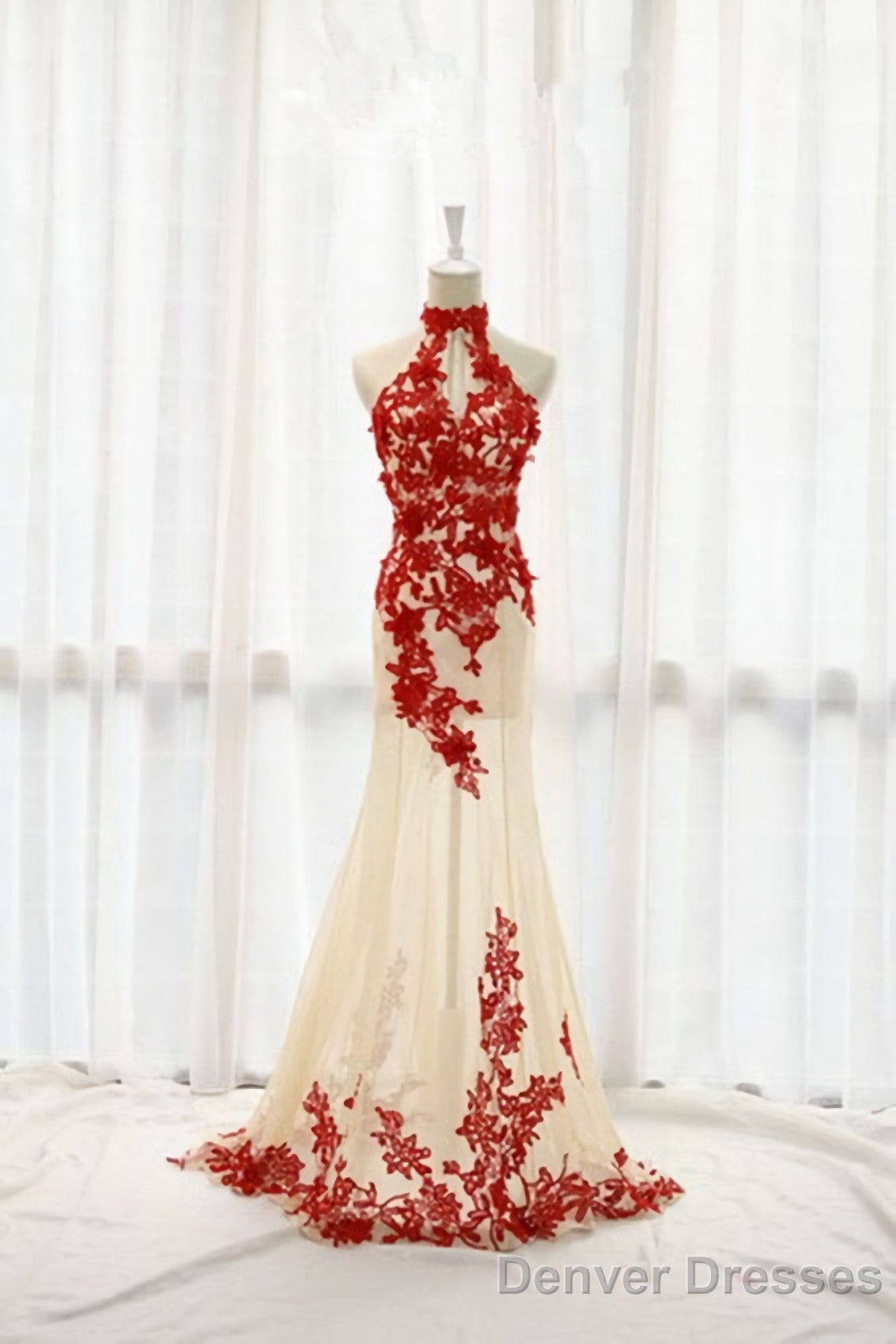 Charming Red Lace And Champagne Tulle Halter Elegant Sparkly Prom Dresses Main image