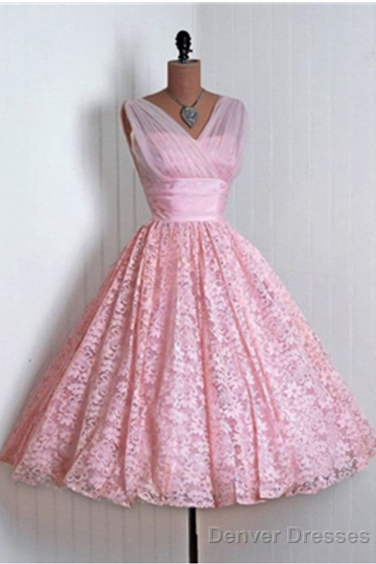 V Neck Lace High Low A Line Vintage Cute Short Prom Dresses Main image